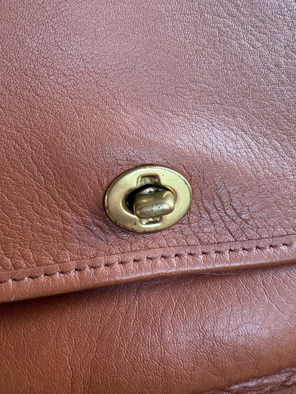 Coach City Bag - Picture 7 of 9